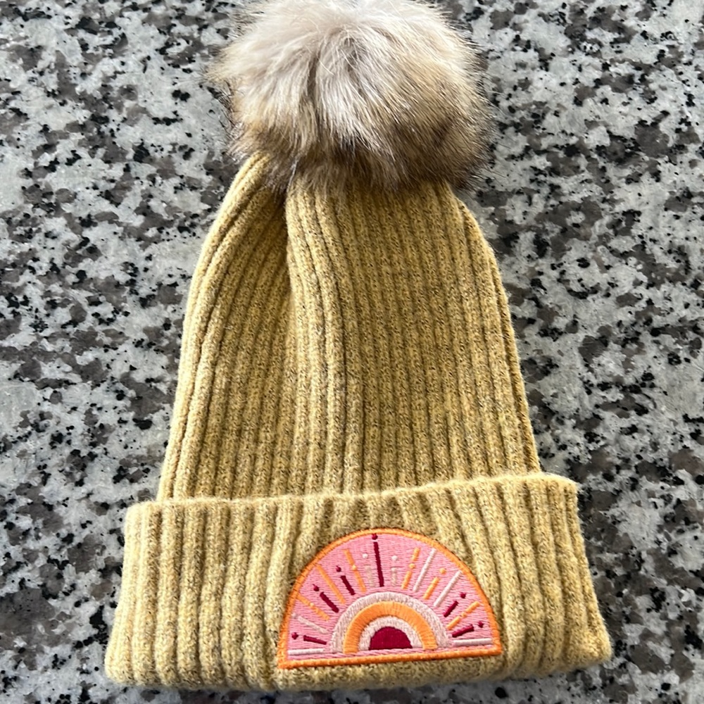 Virginia Wolf. Yellow stocking hat, women’s. NWOT.